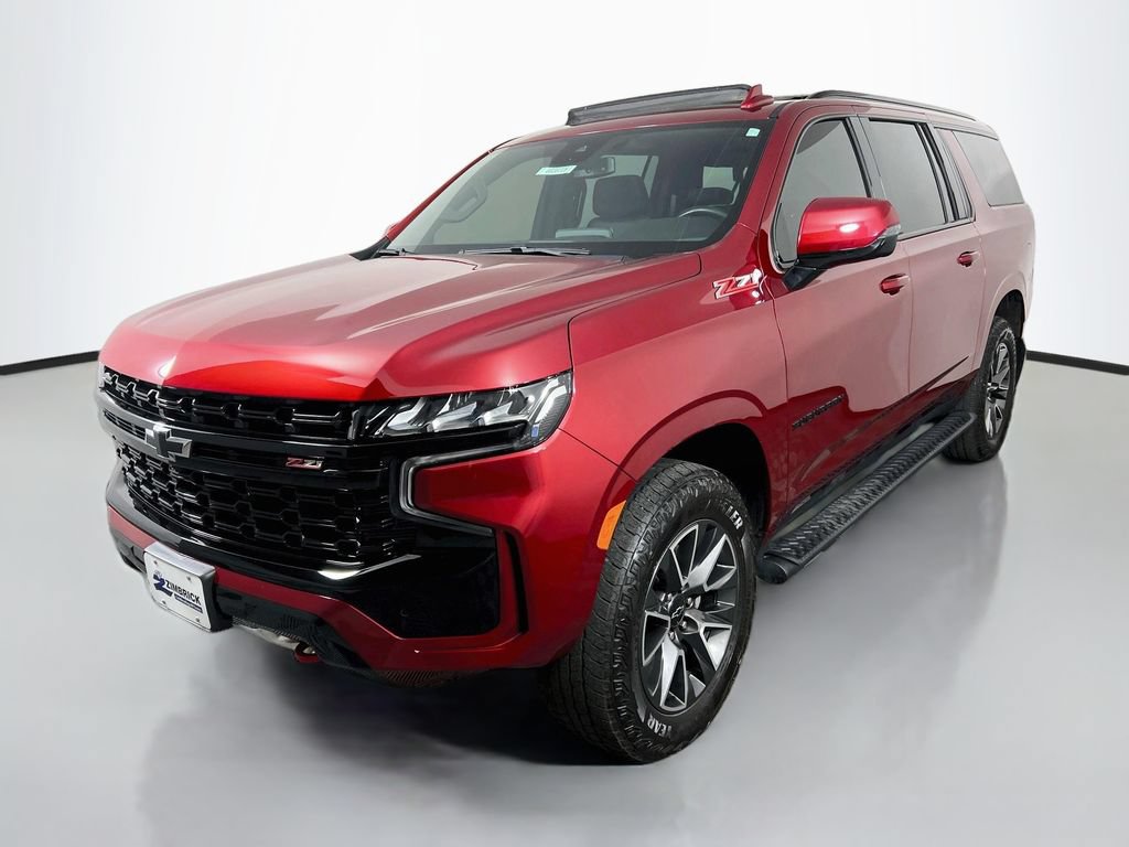 Used 2023 Chevrolet Suburban Z71 w/ Luxury Package AWD/4WD image 3