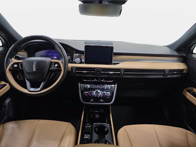 Certified 2022 Lincoln Corsair Reserve w/ Equipment Group 201A AWD/4WD image 9