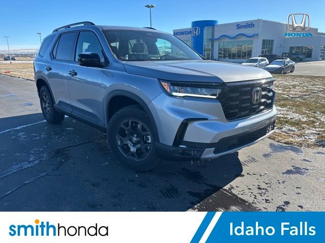 New 2025 Honda Pilot TrailSport