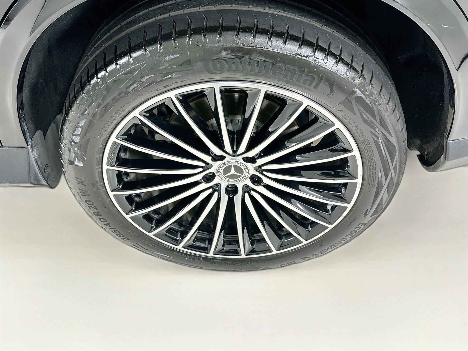Certified 2025 Mercedes-Benz GLC 300 4MATIC image 34