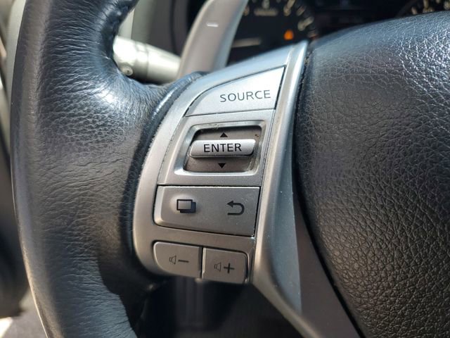 Used 2017 Nissan Altima 2.5 SR w/ Interior Lighting Package image 17