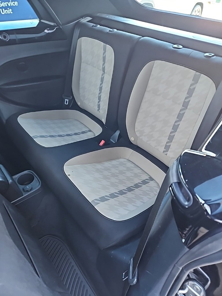 Used 2018 Volkswagen Beetle 2.0T Coast image 23