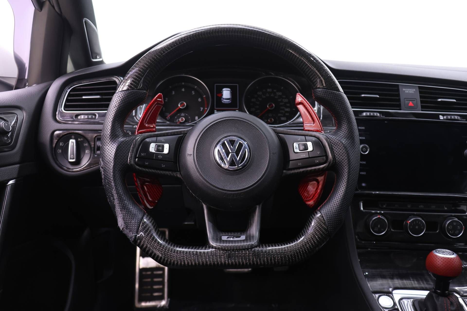 Used 2019 Volkswagen GTI SE image 12