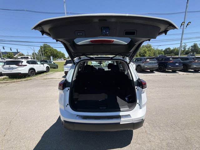 New 2026 Nissan Rogue SV w/ Cold Weather Package AWD/4WD image 22