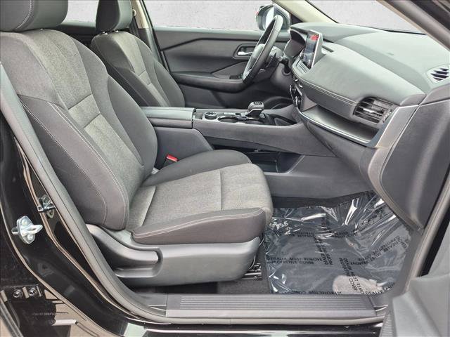 Used 2025 Nissan Rogue SV AWD/4WD image 21