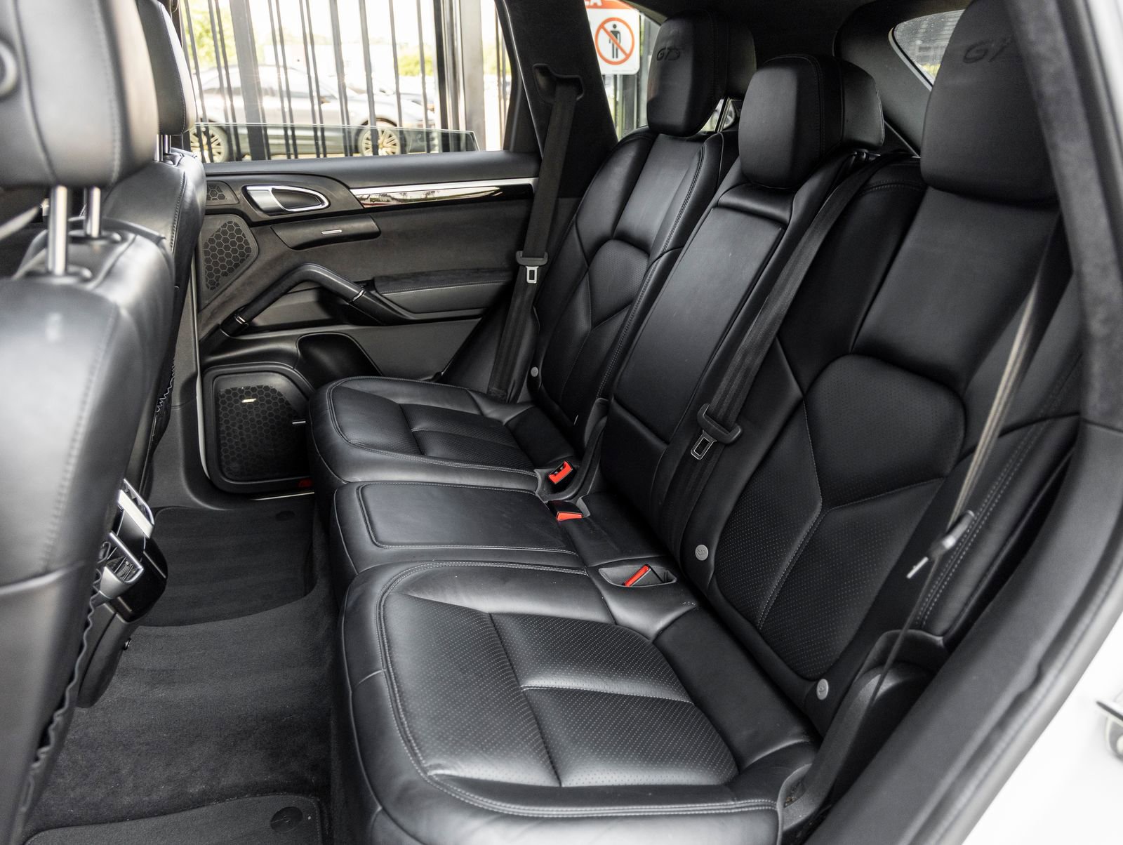 Certified 2017 Porsche Cayenne GTS AWD/4WD image 36