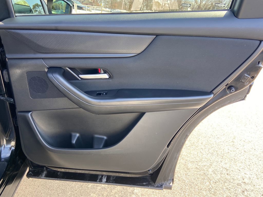 Used 2025 MAZDA CX-90 3.3 Turbo w/ Select Package image 28