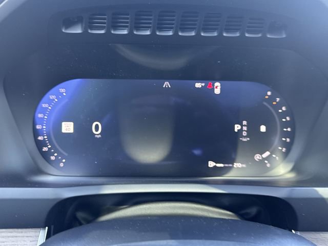 New 2026 Volvo XC90 B5 Plus w/ Protection Package AWD/4WD image 12