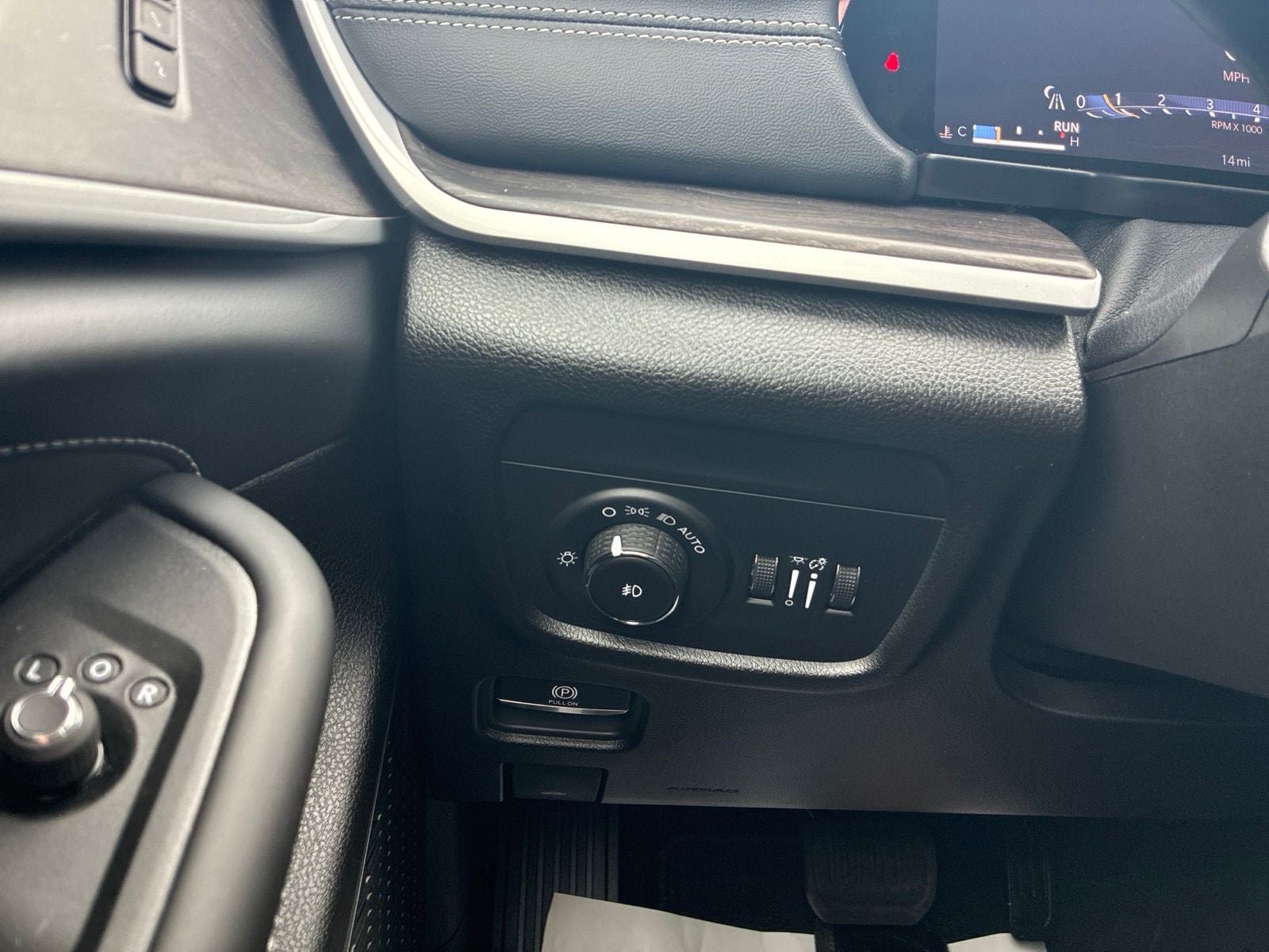 New 2026 Jeep Grand Cherokee Limited AWD/4WD image 30