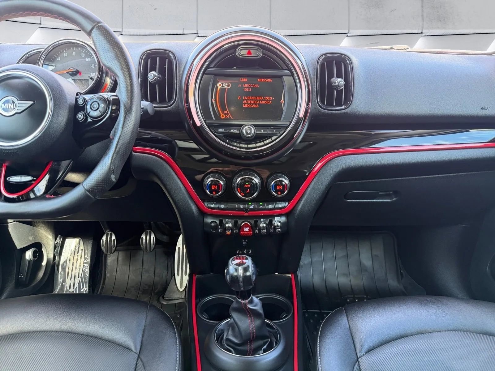 Used 2018 MINI Cooper Countryman FWD image 13