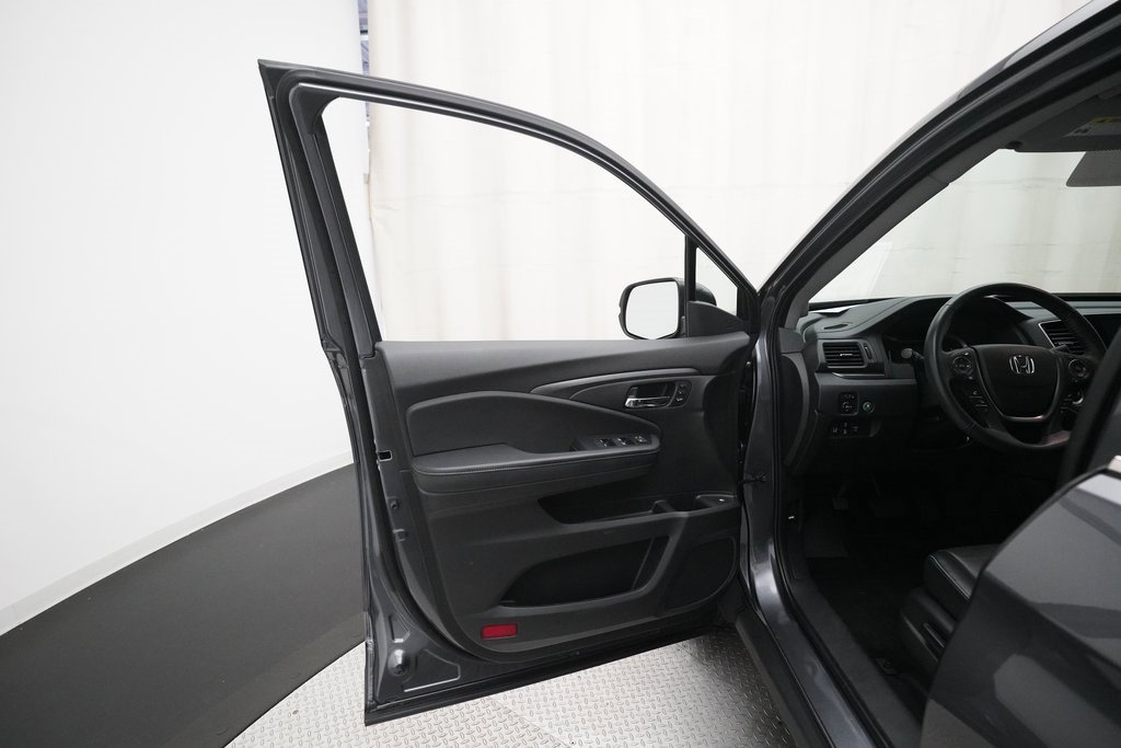 Certified 2023 Honda Ridgeline RTL image 29