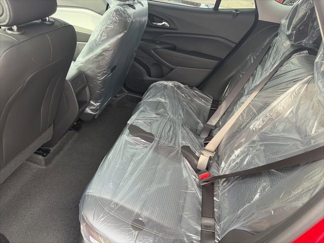 New 2026 Chevrolet Trax LT w/ Driver Confidence Package FWD image 11