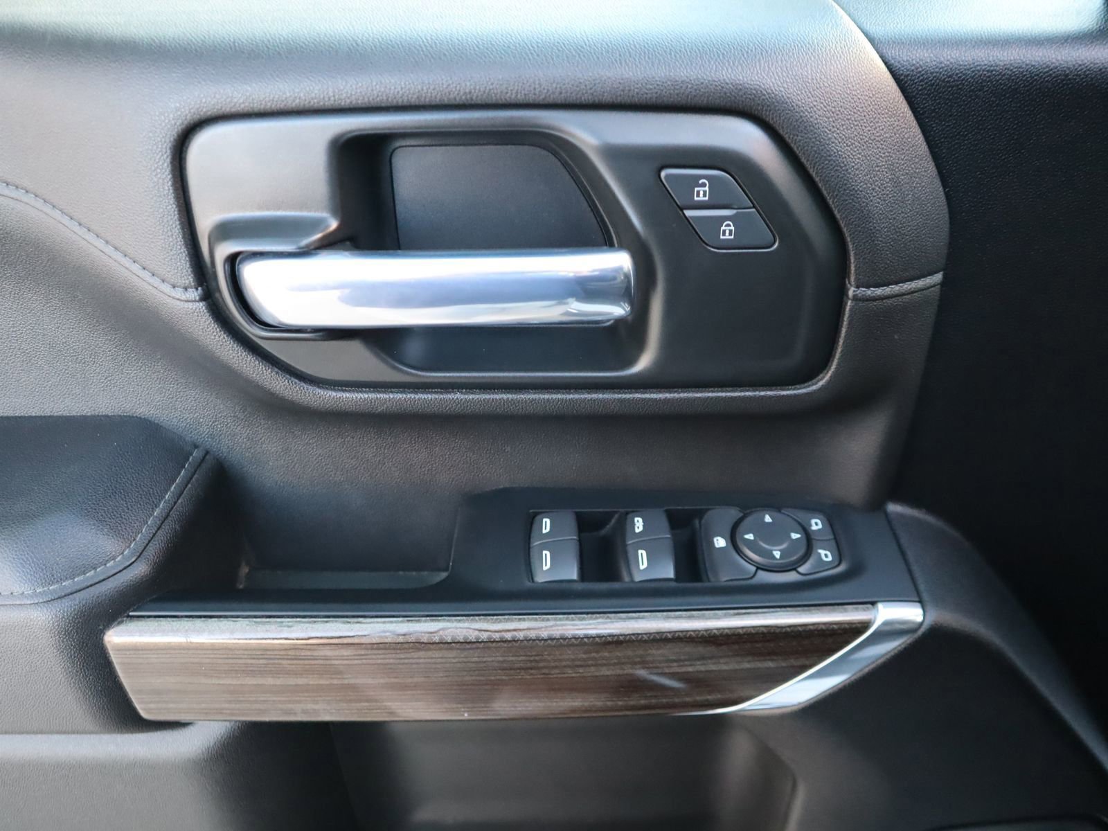 Used 2023 Chevrolet Silverado 2500 LT w/ Convenience Package image 37