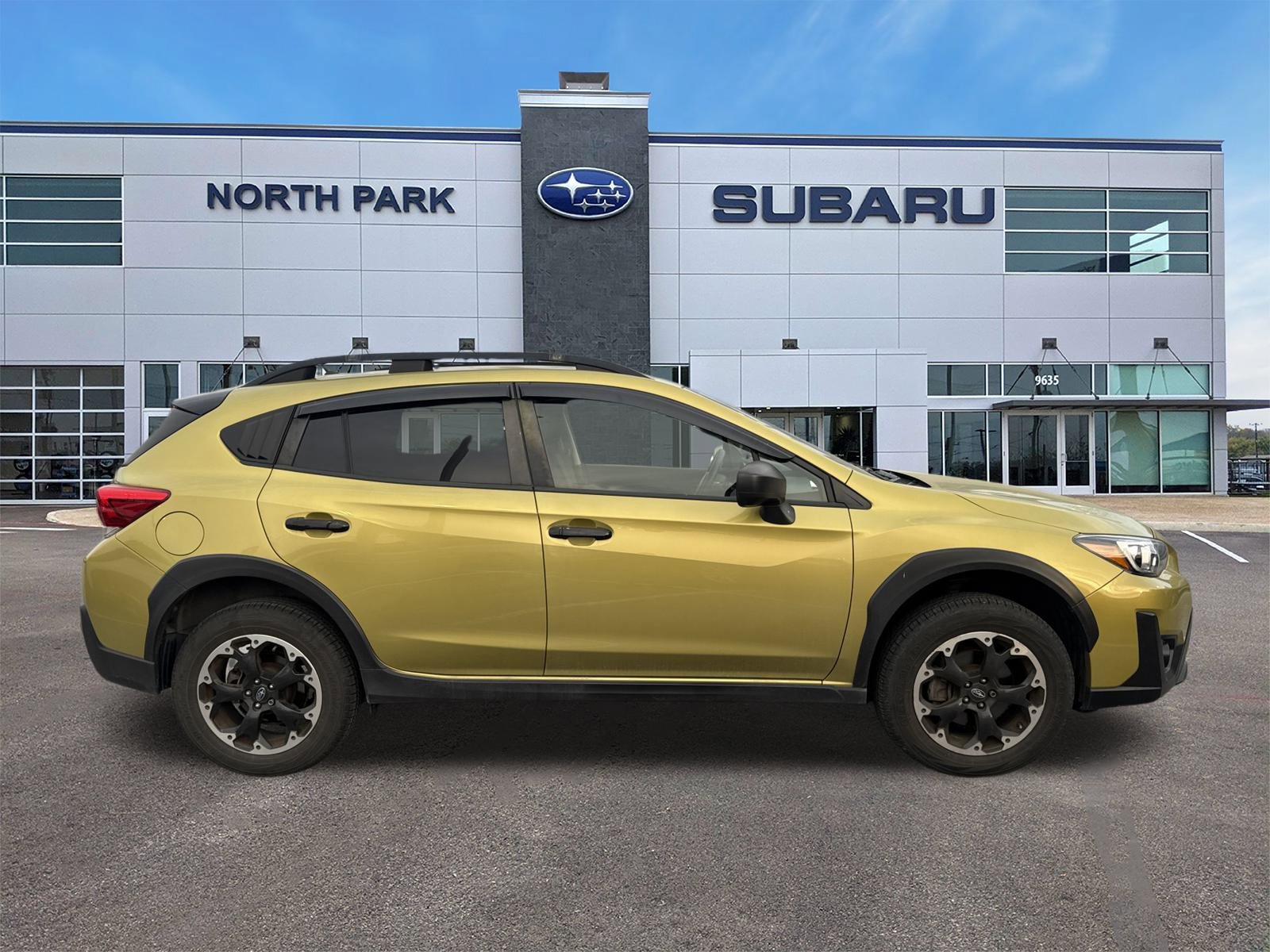 Certified 2023 Subaru Crosstrek 2.0i image 2