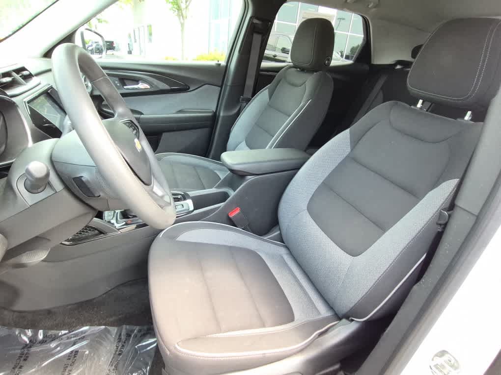 Used 2023 Chevrolet TrailBlazer LT w/ Convenience Package AWD/4WD image 10