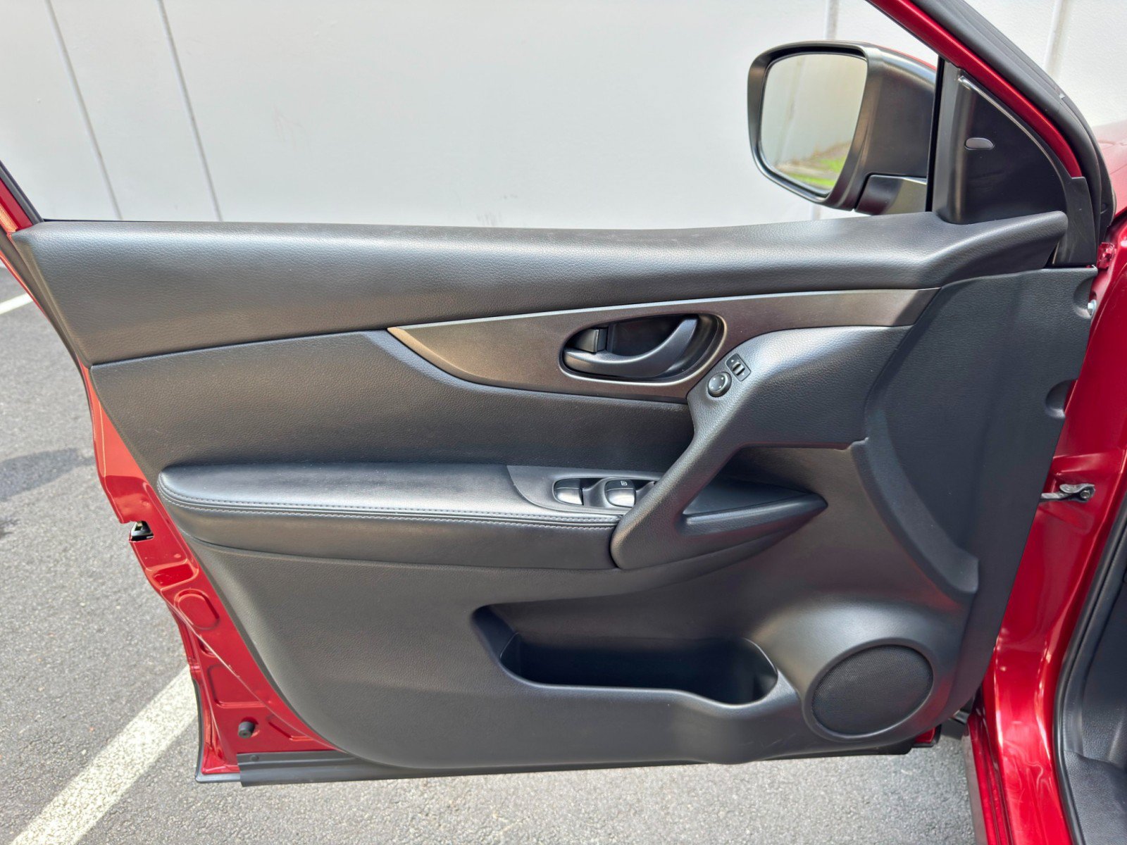 Used 2019 Nissan Rogue Sport S w/ Appearance Package FWD image 35