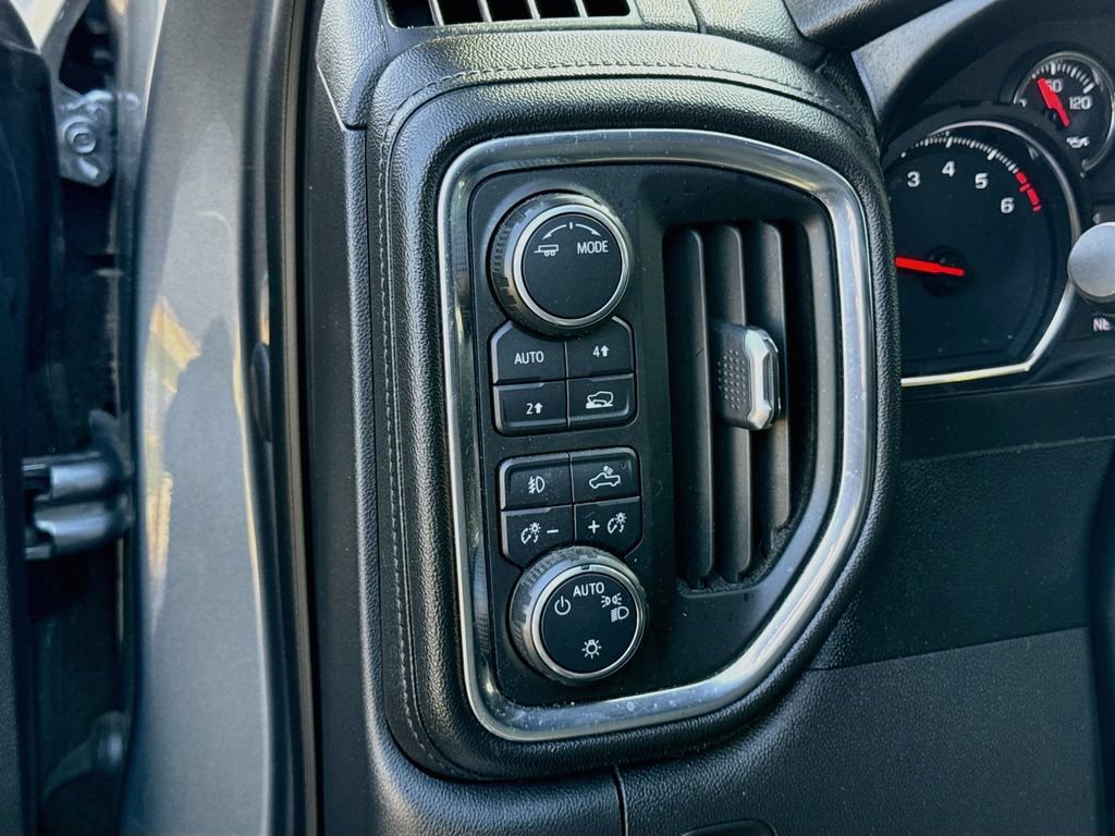 Used 2020 Chevrolet Silverado 1500 RST w/ All-Star Edition AWD/4WD image 11
