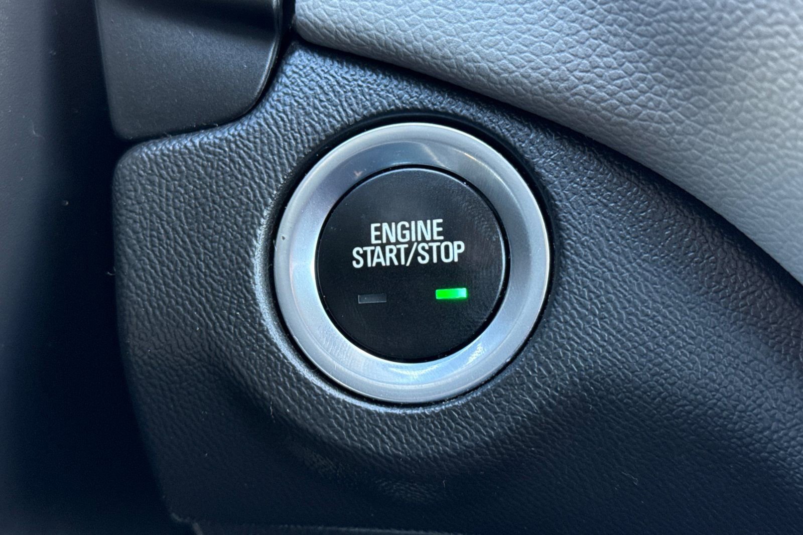 Used 2022 Chevrolet Equinox LT image 23