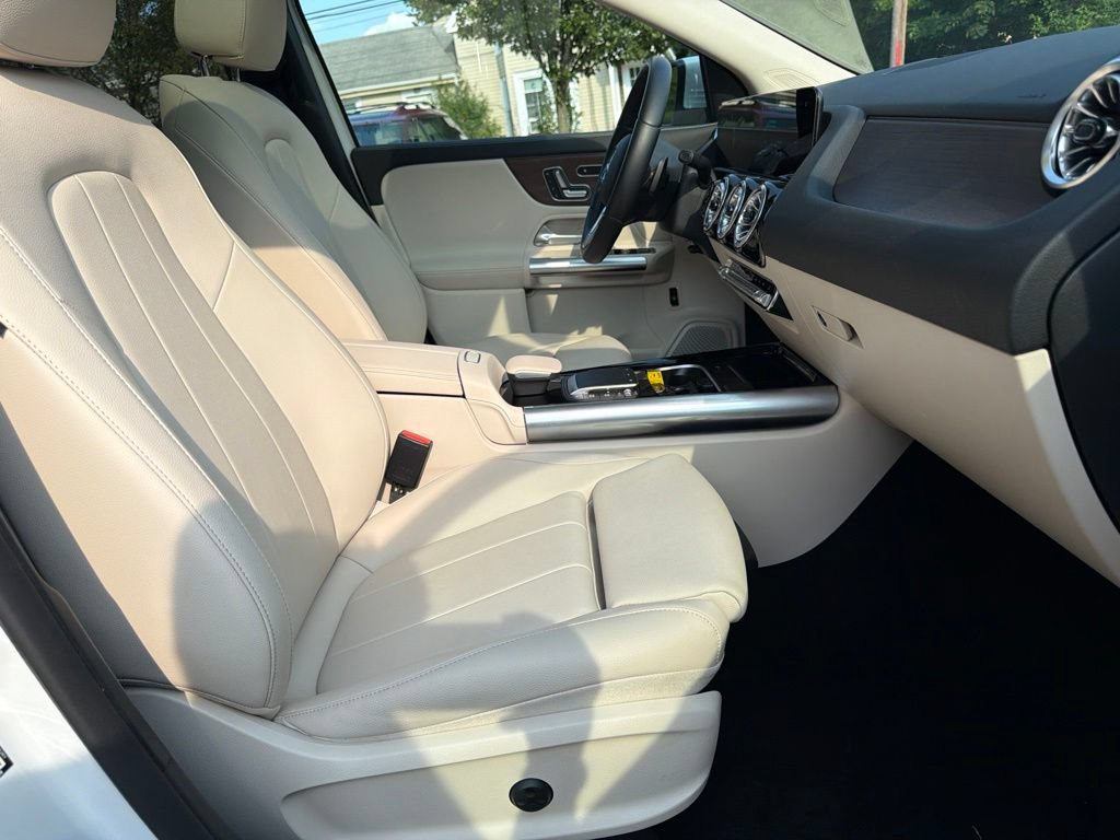Used 2023 Mercedes-Benz GLA 250 4MATIC image 30