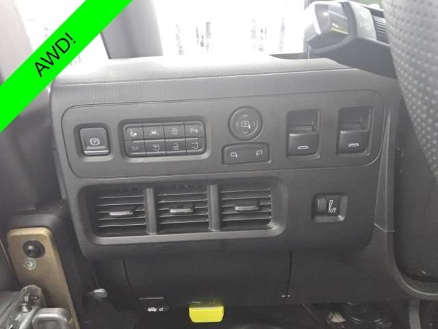 Used 2024 Chevrolet Brightdrop 600 w/ Commercial Equipment Package AWD/4WD image 11