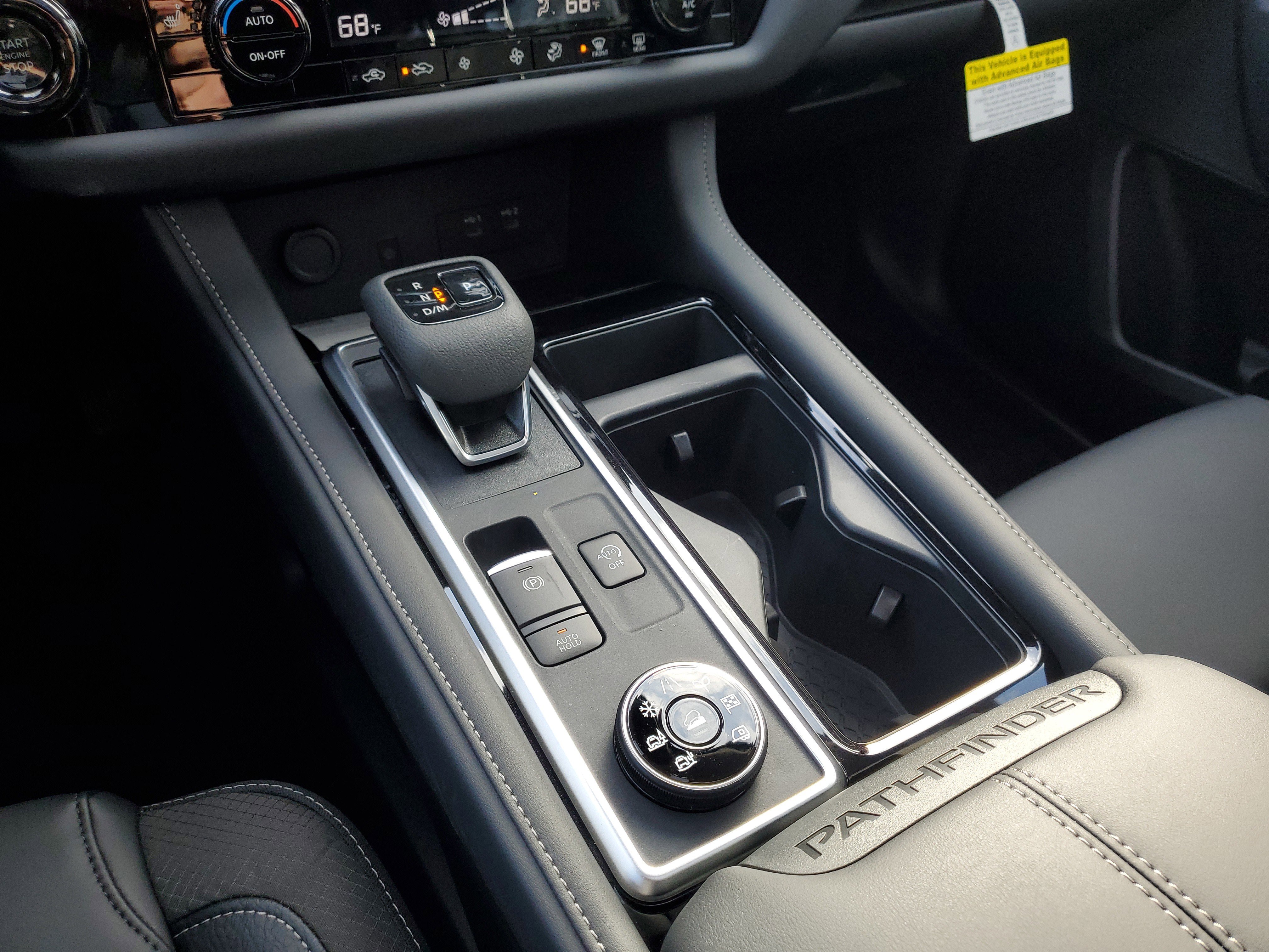 New 2026 Nissan Pathfinder SL w/ SL Premium Package image 21