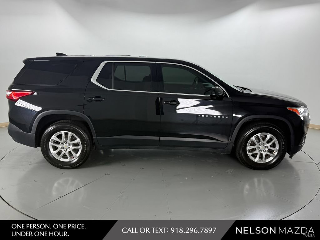 Used 2019 Chevrolet Traverse LS FWD image 5