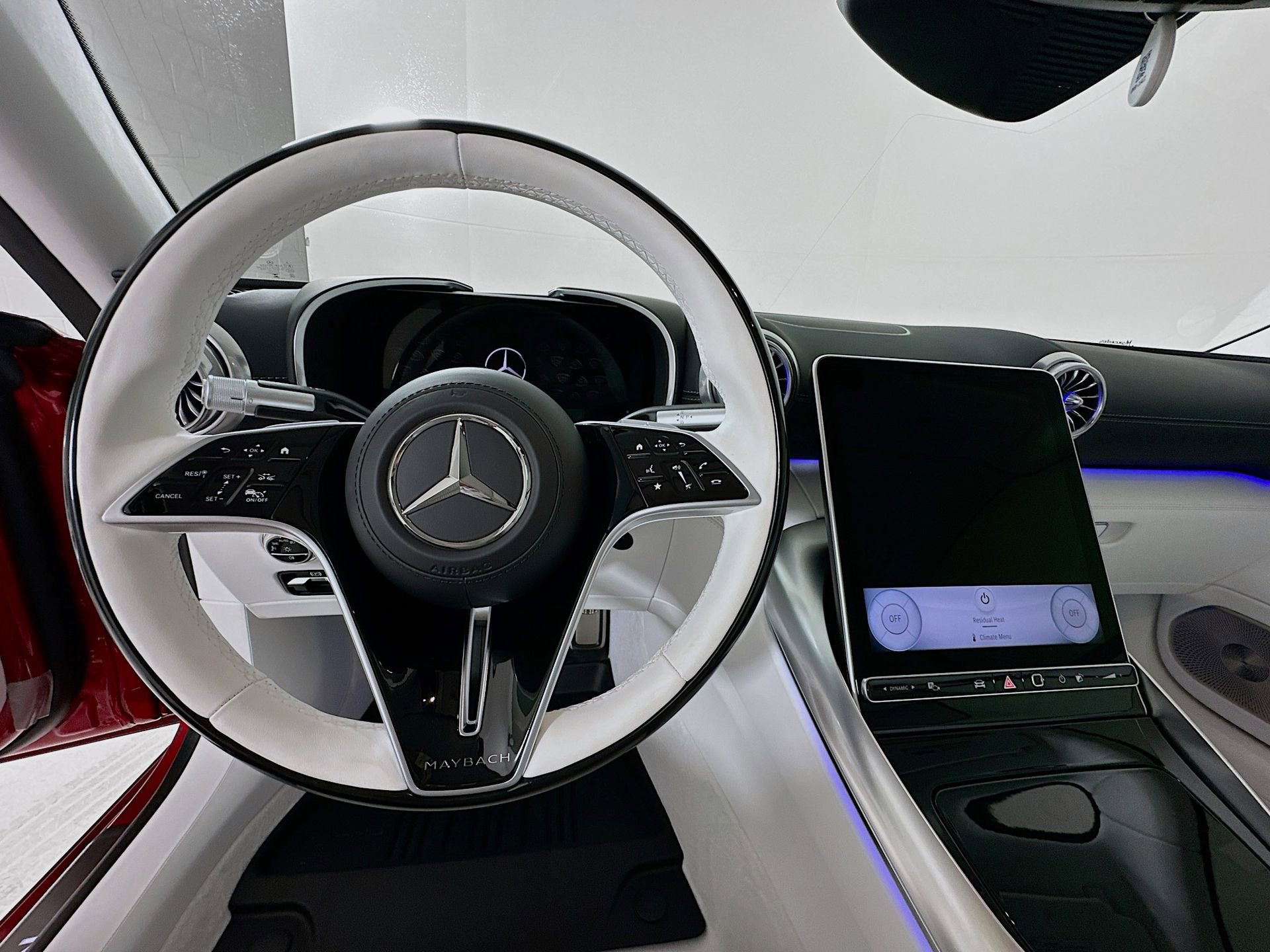 Used 2026 Mercedes-Benz Maybach SL 680 image 24