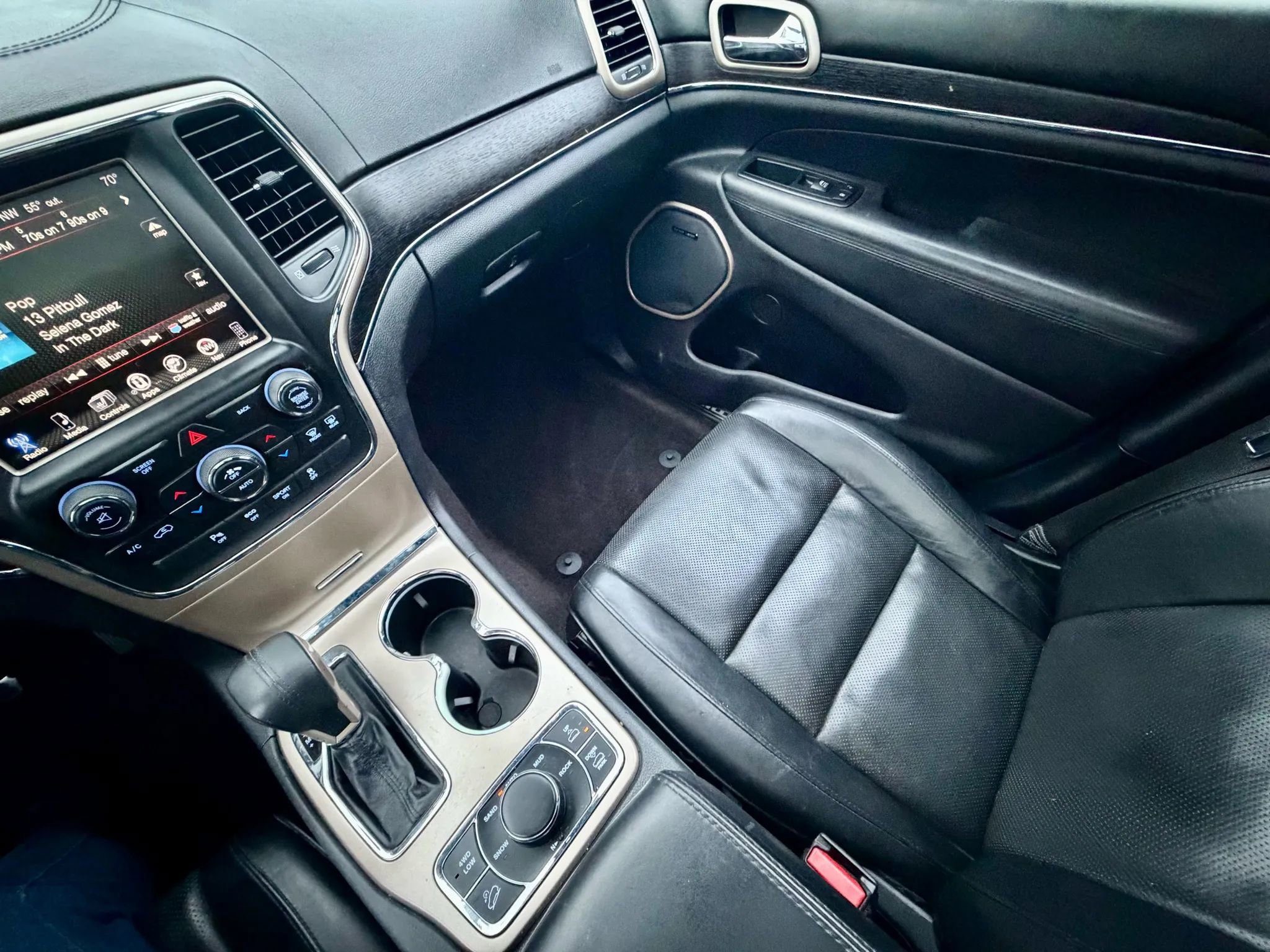 Used 2016 Jeep Grand Cherokee Summit image 16