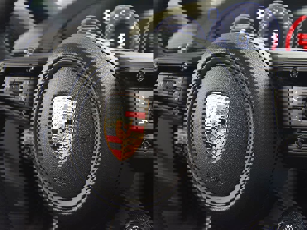 New 2025 Porsche Panamera 4 image 31