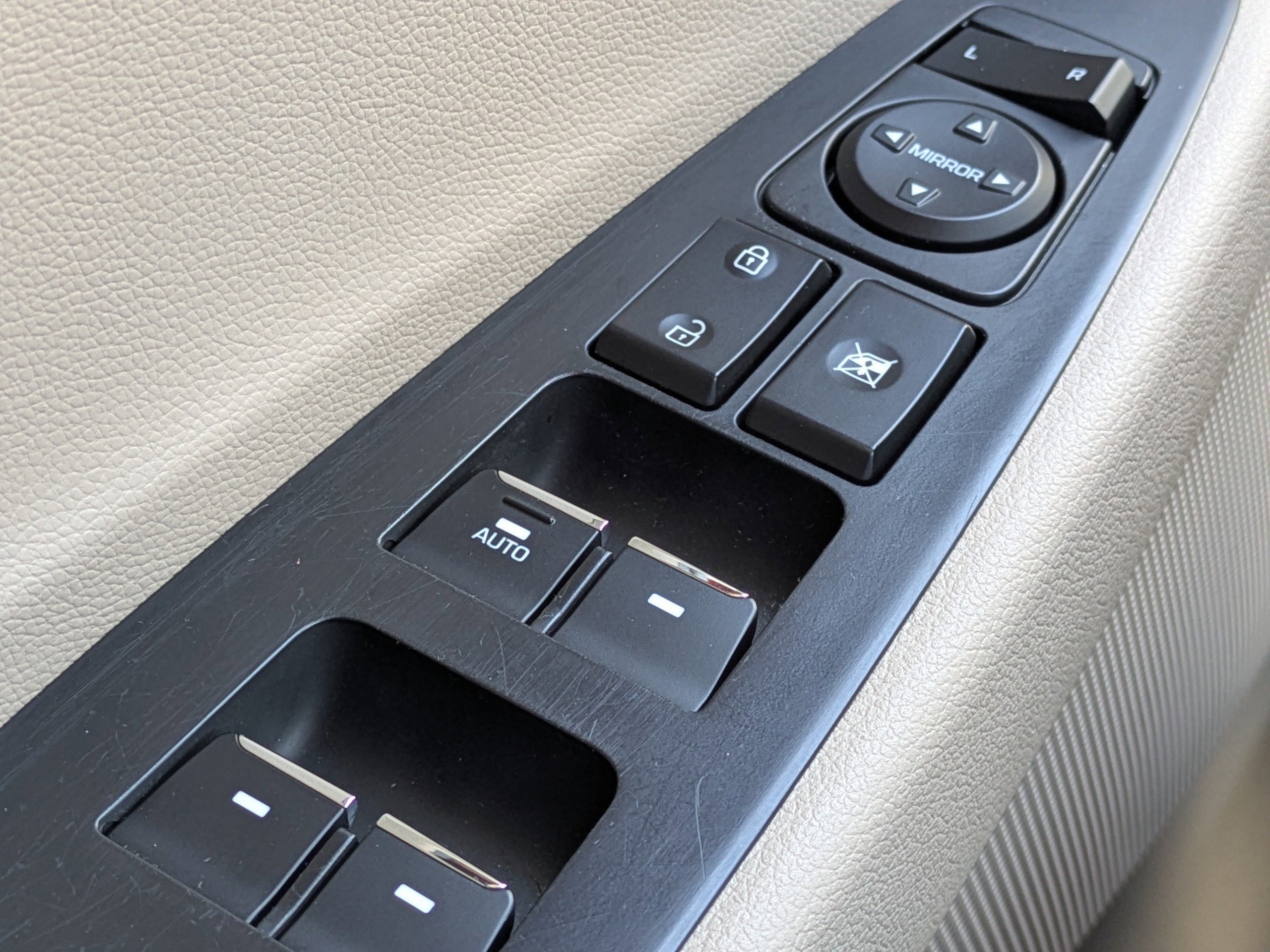 Used 2017 Hyundai Tucson Limited w/ Limited Ultimate Package 03 image 25