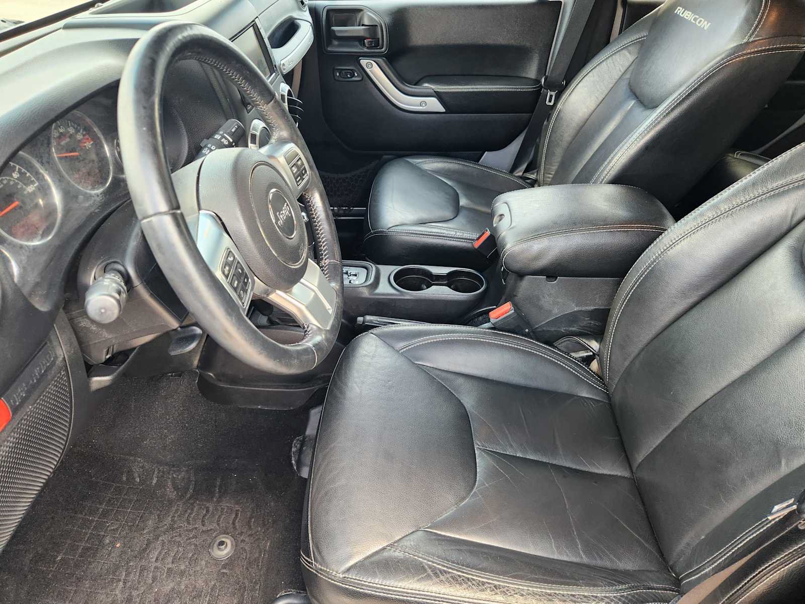 Used 2016 Jeep Wrangler Unlimited Rubicon AWD/4WD image 12
