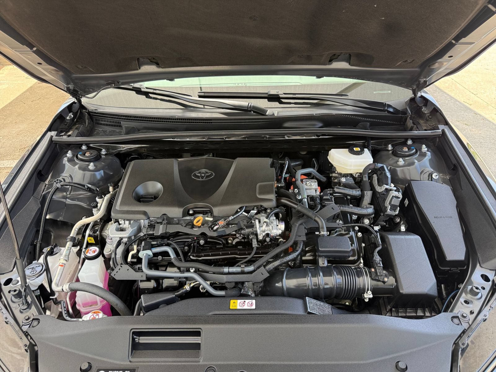 Used 2026 Toyota Camry SE FWD image 32