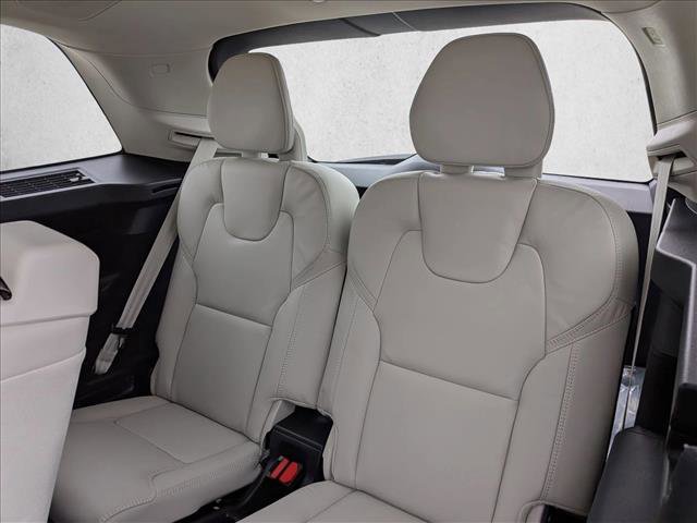 New 2026 Volvo XC90 T8 Ultra w/ Protection Package Premier AWD/4WD image 18