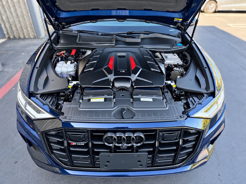 Used 2021 Audi SQ8 Premium Plus w/ SQ8 Black Optic Package AWD/4WD image 26