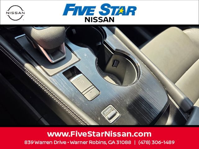 Used 2021 Nissan Rogue SL w/ Premium Package image 24