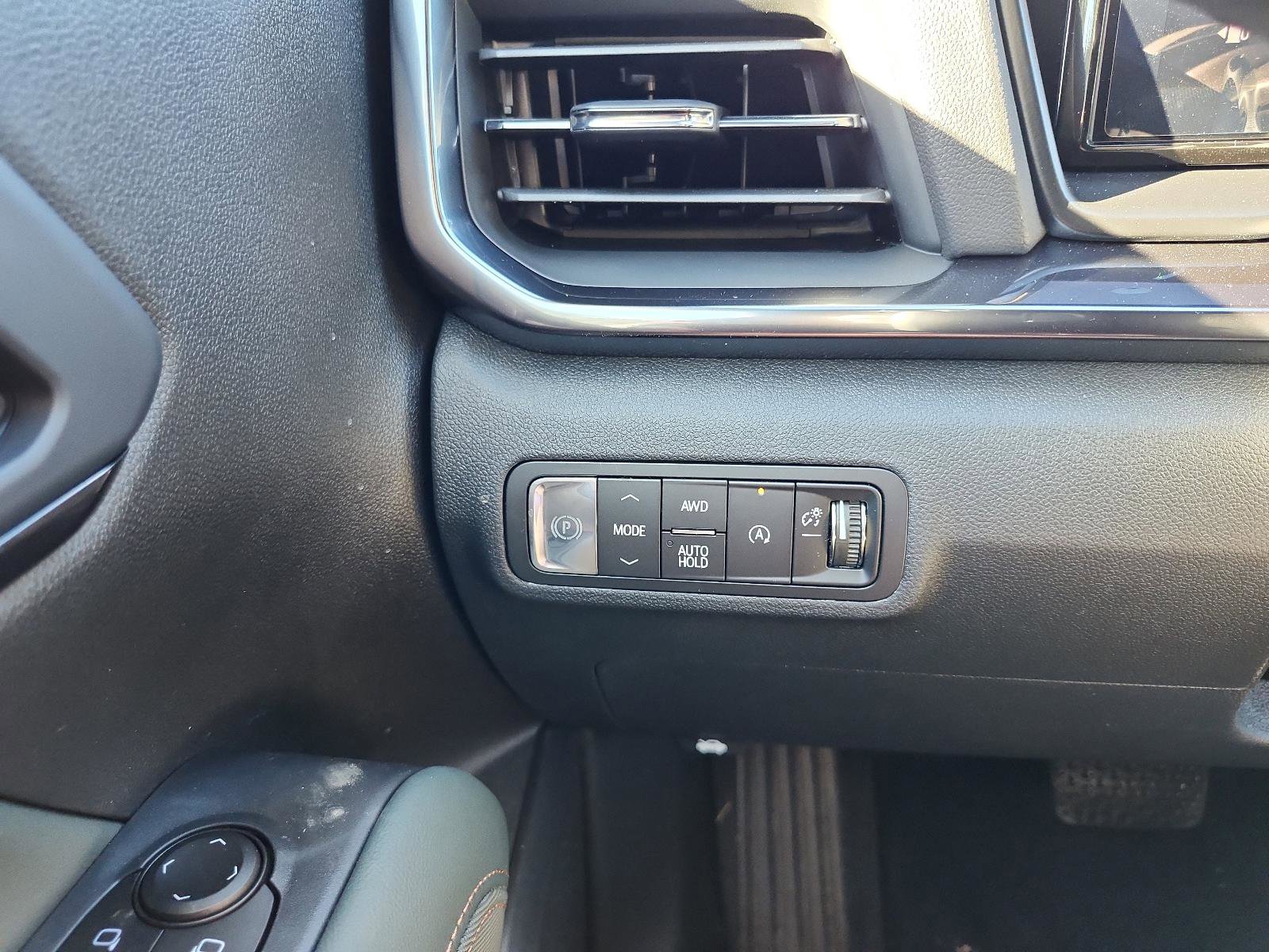 New 2026 GMC Terrain AT4 w/ Convenience Package III image 18