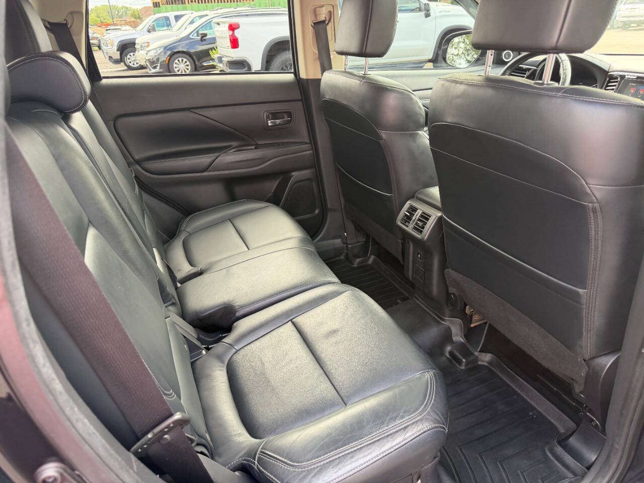 Used 2019 Mitsubishi Outlander GT AWD/4WD image 15