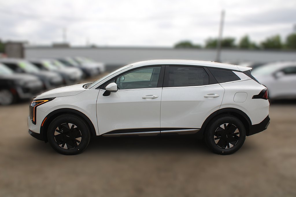 New 2027 Kia Sportage LX FWD image 12