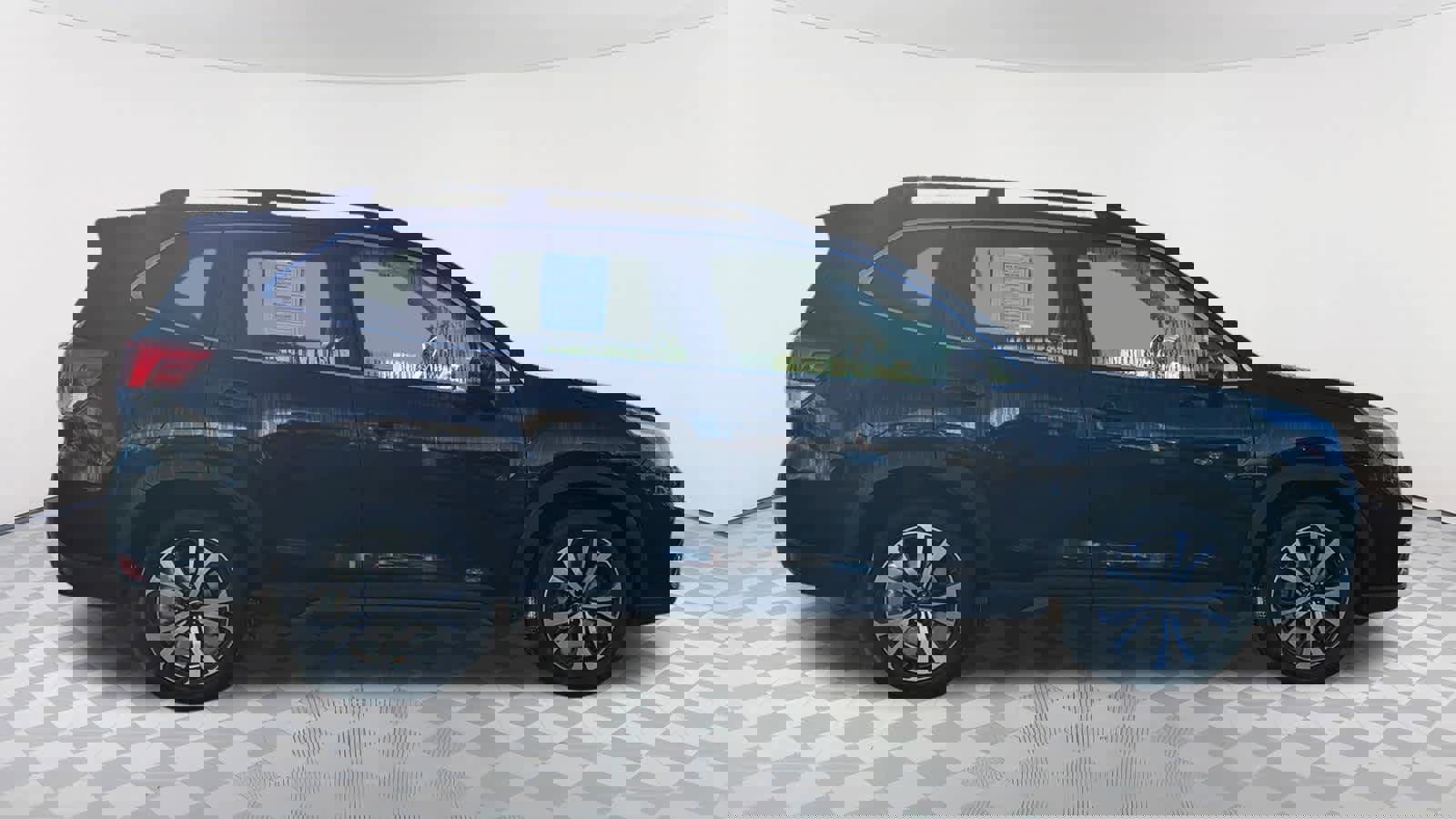 Used 2020 Subaru Forester Limited w/ Popular Package #3 image 4