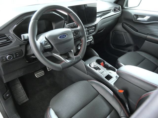 Certified 2023 Ford Escape ST-Line w/ Tech Pack #1 AWD/4WD image 4