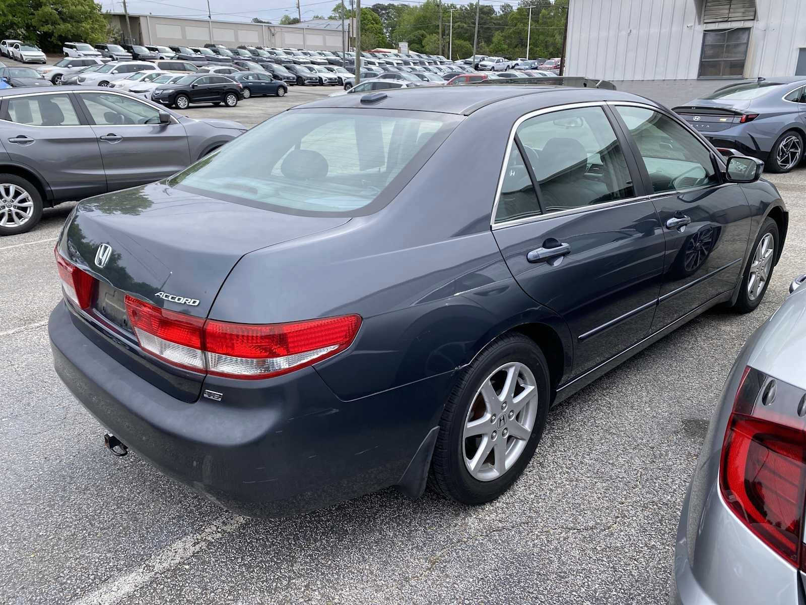 Used 2004 Honda Accord EX image 3