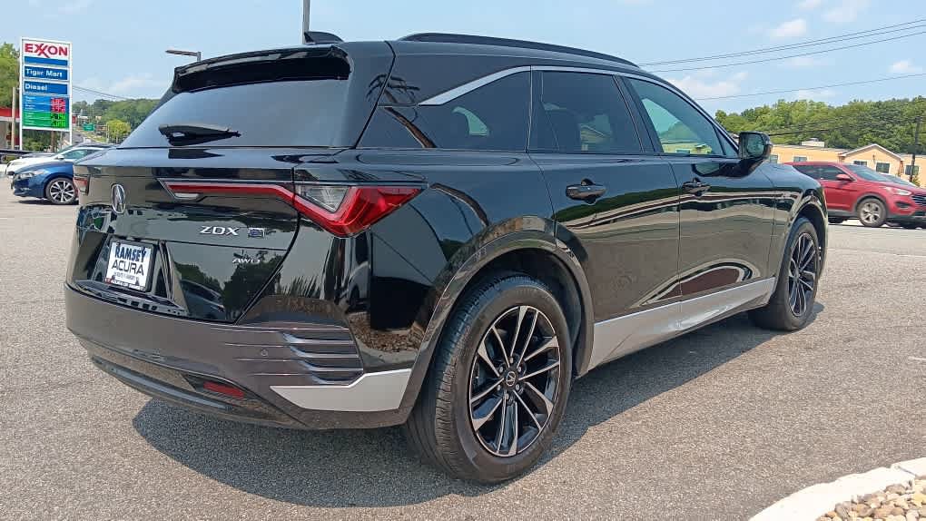 Used 2024 Acura ZDX A-Spec AWD/4WD image 6