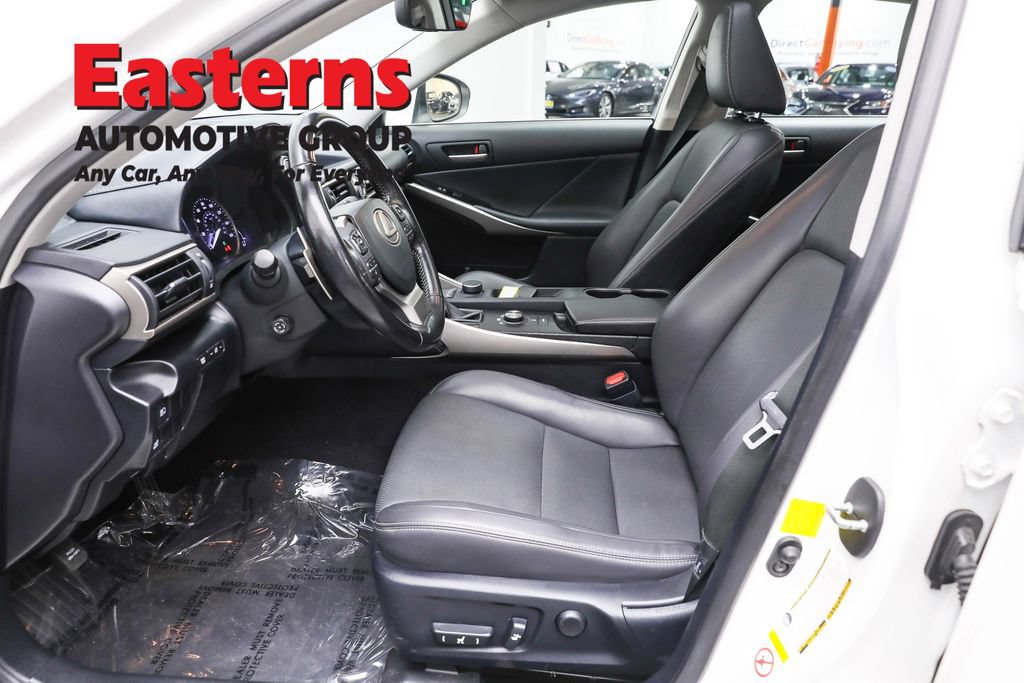 Used 2018 Lexus IS 300 AWD w/ Comfort Package image 28