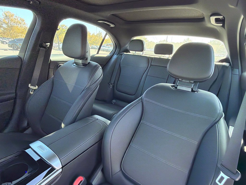 New 2026 Mercedes-Benz C 300 Sedan image 21