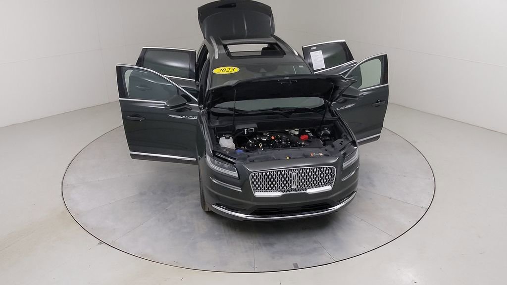 Used 2023 Lincoln Nautilus Reserve w/ Luxury Package image 46
