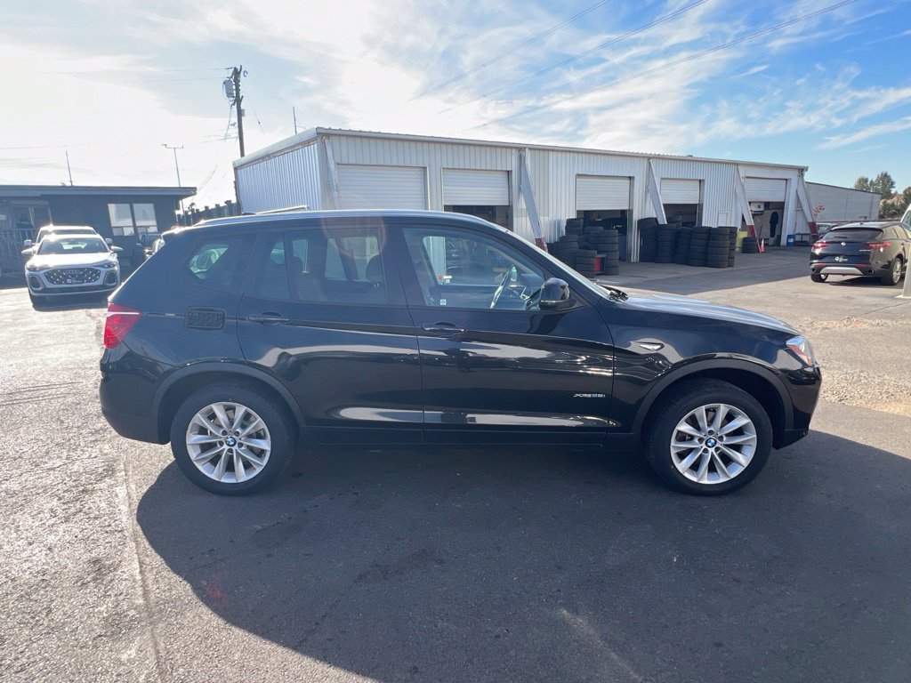Used 2017 BMW X3 xDrive28i AWD/4WD image 6