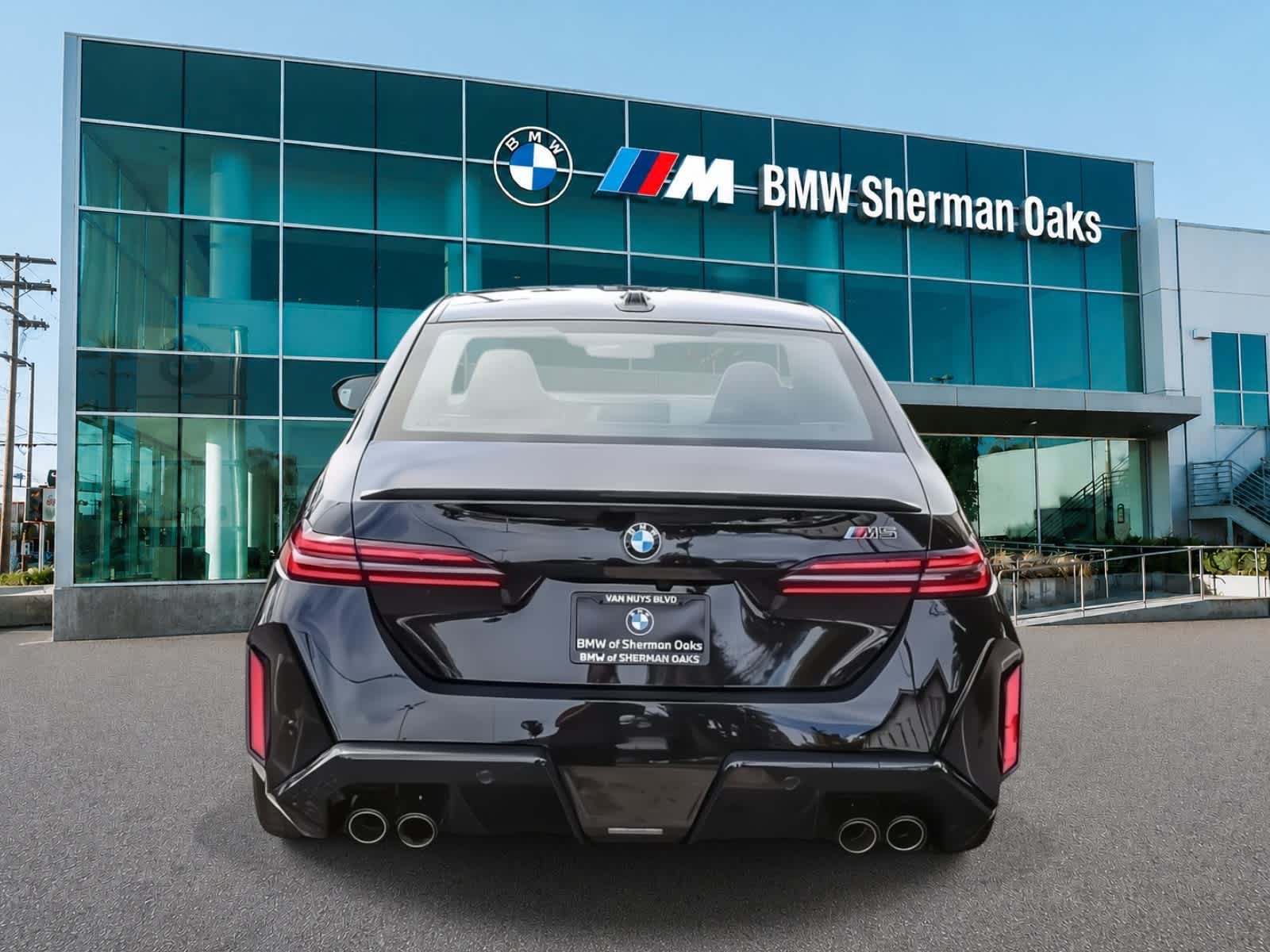 New 2026 BMW M5 AWD/4WD image 5
