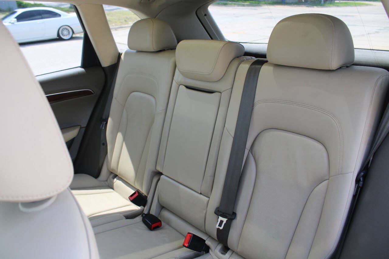 Used 2011 Audi Q5 2.0T Premium Plus AWD/4WD image 17