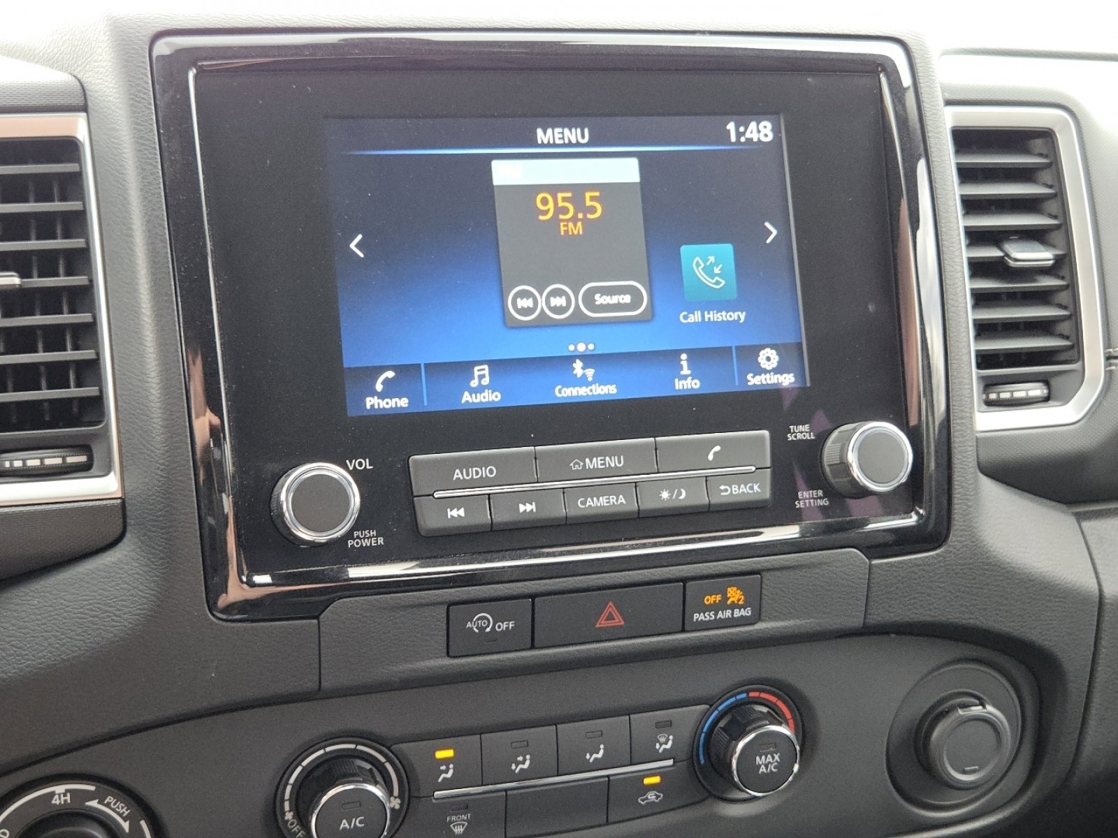 Used 2023 Nissan Frontier SV image 28