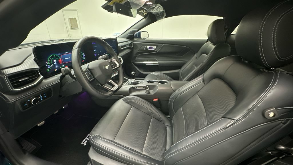 Used 2024 Ford Mustang GT Premium w/ GT Performance Package RWD image 9